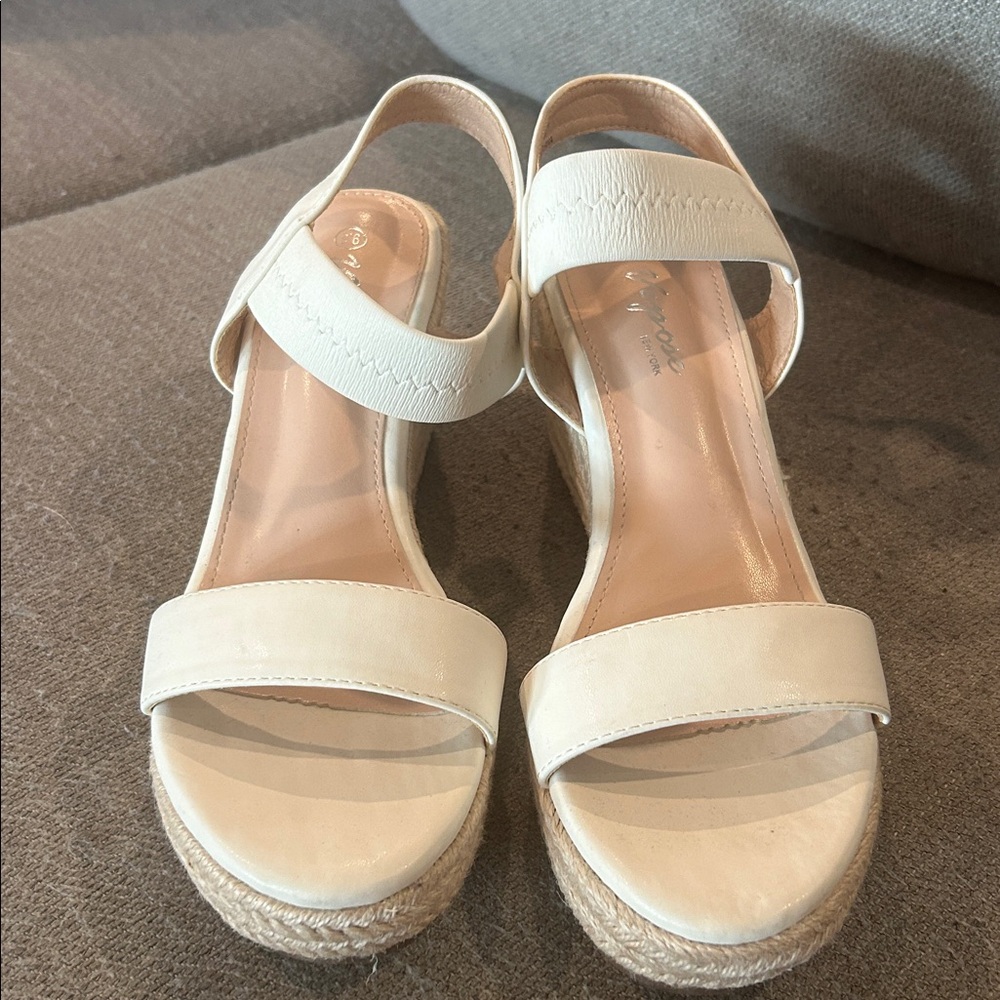 Vepose Cream Wedge Sandals